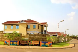 5bdrm House in Pgl Estate, Kumasi Metropolitan for sale