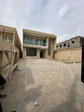 4bdrm House in East Legon for sale