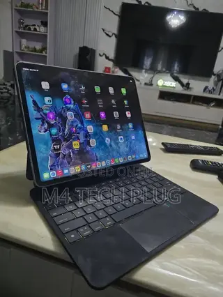 Apple iPad Pro 12.9 (2020) 256 GB Gray
