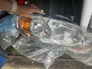 Nissan Sentra 2005-2007 Headlights Pair Brand New
