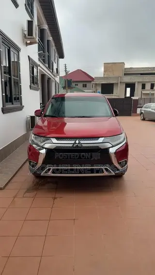 Mitsubishi Outlander 2019 Red