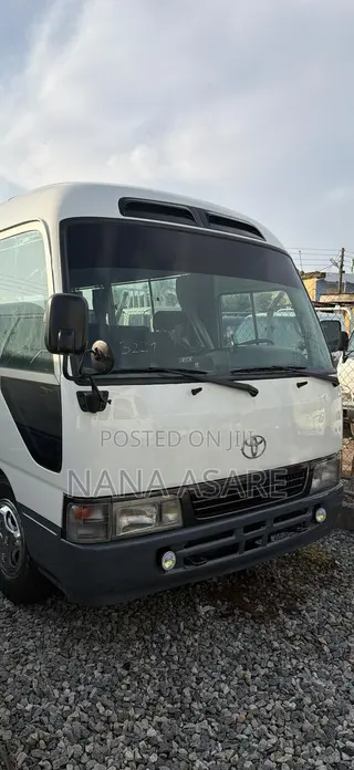 Toyota Coaster 2014 White