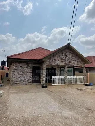 5bdrm House in Franco Estate, Post Office Area for rent
