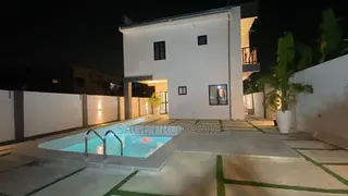 5bdrm House in Nmai-Dzorn for sale