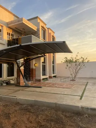 4bdrm Duplex in Tema Metropolitan for sale