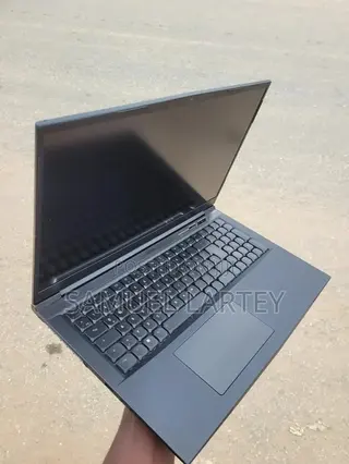 Laptop XMG Neo 17 32GB Intel Core i7 SSD 1T