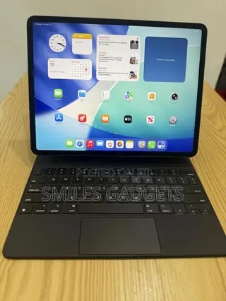 Apple iPad Pro 12.9 (2022) 1 TB Gray