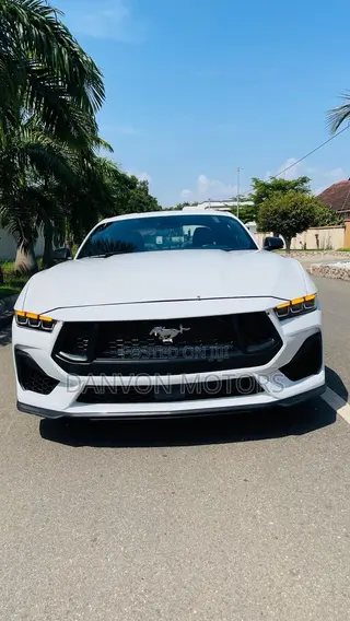Ford Mustang EcoBoost 2024 White