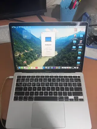 Laptop Apple MacBook Air 8GB Apple M1 SSD 256GB