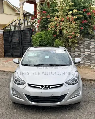 Hyundai Elantra 2015 Silver