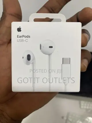 Apple Earpods With USB-C Connector