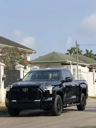Toyota Tundra SR Double Cab 6.5' Bed 2023 Black