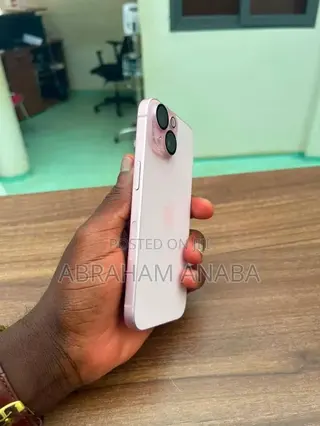 Apple iPhone 15 128 GB Pink