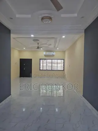 3bdrm Duplex in Achimota, School Area for rent