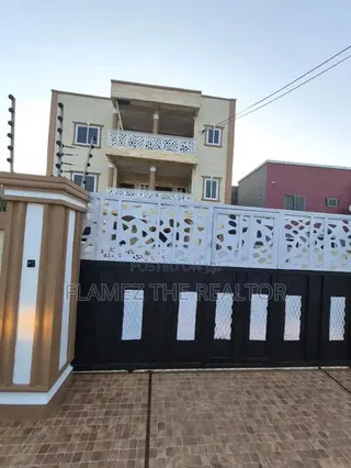 2bdrm Apartment in Acp Franco Area, Kwabenya for rent