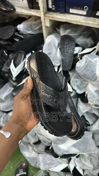 Gucci Steppers