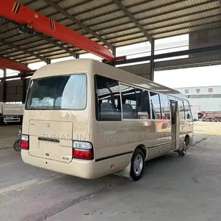 Toyota Coaster 2018