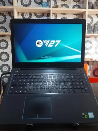 Laptop Dell G3 15 3579 16GB Intel Core i7 SSHD (Hybrid) 512GB