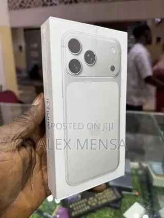 New Apple iPhone XR 128 GB White