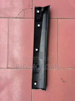 Mitsubishi Outlander 2023 2024 2025 Back Door Molding