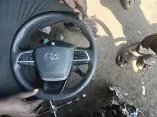 Highlander Grand 2025-2026 Steering Airbeg