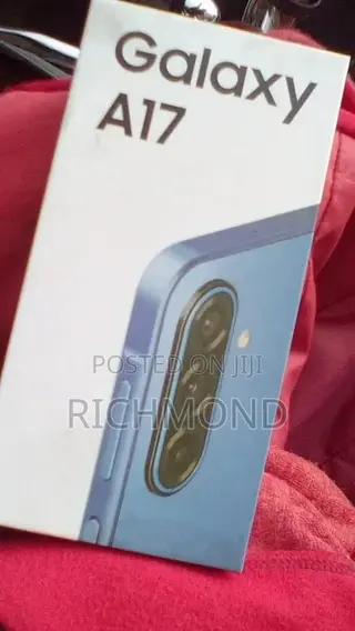 New Samsung Galaxy A17 5G 256 GB Gold
