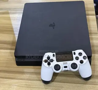 PlayStation 4 Slim Edition