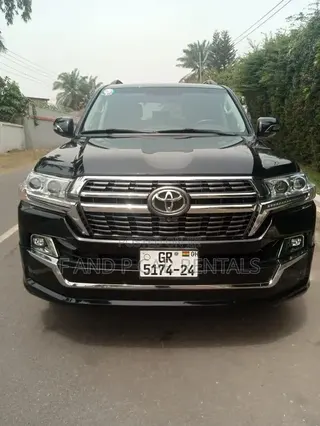 Car for Rent Land Cruiser V8 4x4 for Rent in Ghana