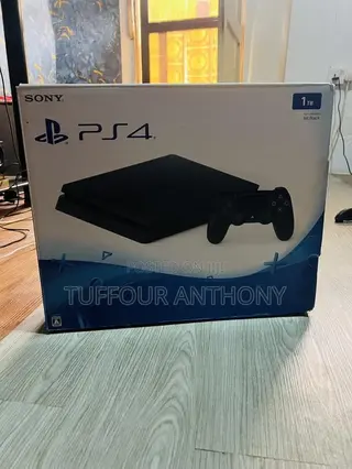 PS4 1TB With One Controller in Box