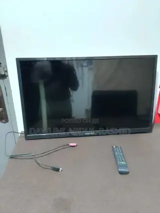 Sunny Walk 32 Inces Flat Screen TV