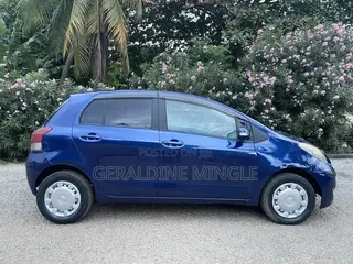 Toyota Vitz 2008 Blue
