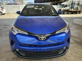 Toyota C-HR 2018 Blue
