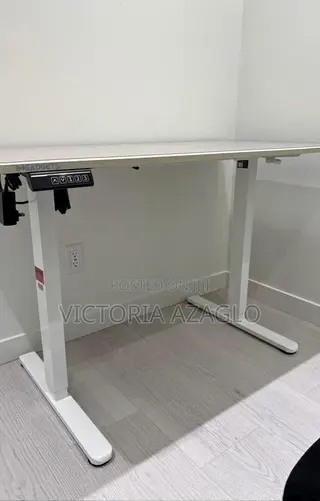 Electric Gaming Table / Office Table - Adjustable