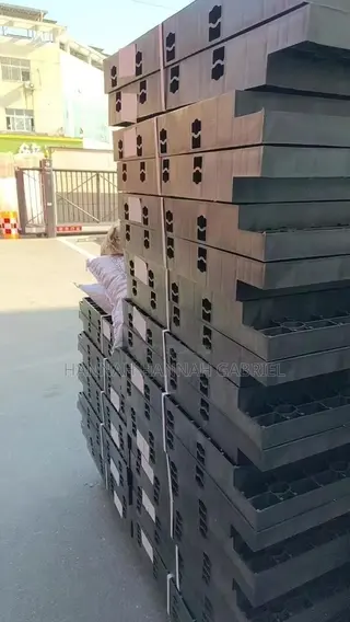 Adjustable Plastic Pillar Mould