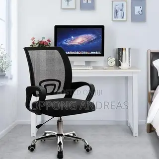 Ergonomic Office Chair – Mesh Back Swivel Chair (Black)
