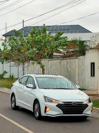 Hyundai Elantra 2020 White
