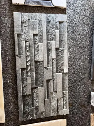 30/60 Facial Wall Tiles