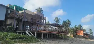 Furnished 6bdrm House in Beach Front, Ga South Municipal for sale
