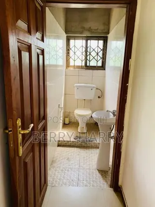 5bdrm House in Boi for sale