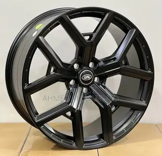 Range Rover Rim 22 (All Black)