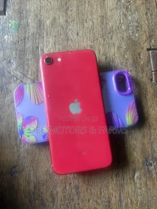 Apple iPhone SE (2020) 128 GB Red