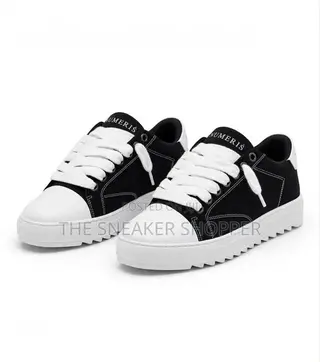 NUMERIS Y976 - Black / White Chunky Sneaker