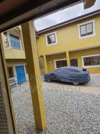 2bdrm Duplex in Blue Cross, Mallam for rent