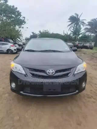 Toyota Corolla 2012 Black