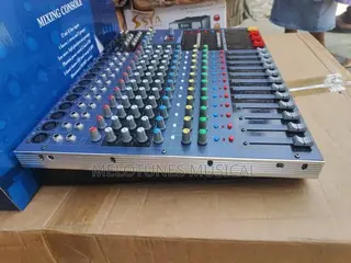 Yamaha MG12/2FXUSB Audio Mixing Console