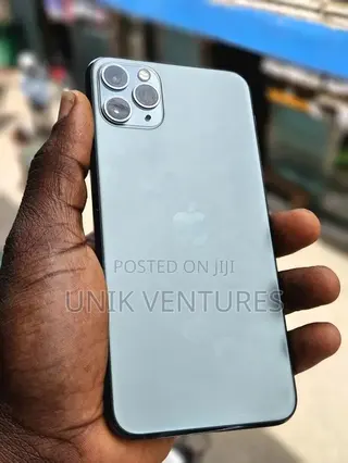 Apple iPhone 11 Pro Max 64 GB