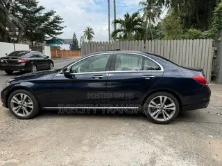 Mercedes-Benz C300 Base 4Matic Coupe AWD (2.0L 4cyl 7A) 2017 Blue