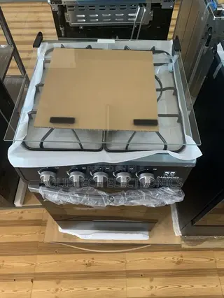 Nasco 4 Burner Gas With Oven, Perfect Working Condition
