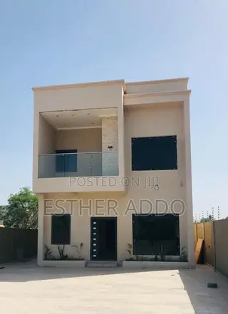 3bdrm Duplex in East Legon for sale