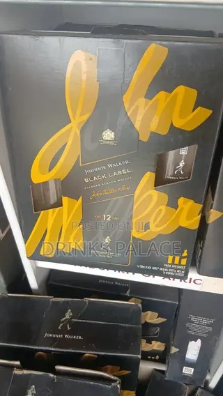 Johnnie Walker Black Label 75cl Gift Pack